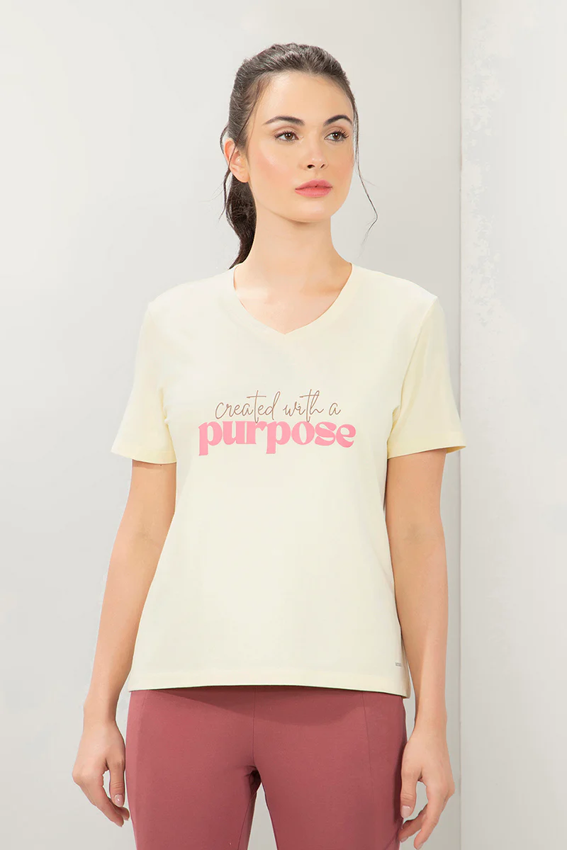 AMANTE WOMEN ESSENTIAL V-NECK PRINTED SOFT COTTON FABRIC RELAXED FIT TEE