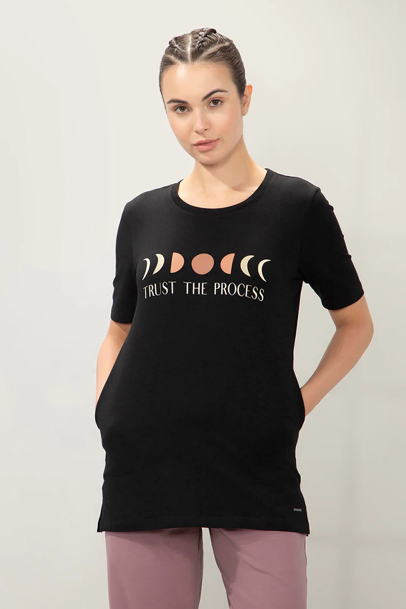 AMANTE WOMEN T-SHIRT STRETCH COTTON TERRY FABRIC A-LINE STYLING WITH RELAXED FIT, SIDE POCKET T-SHIRT