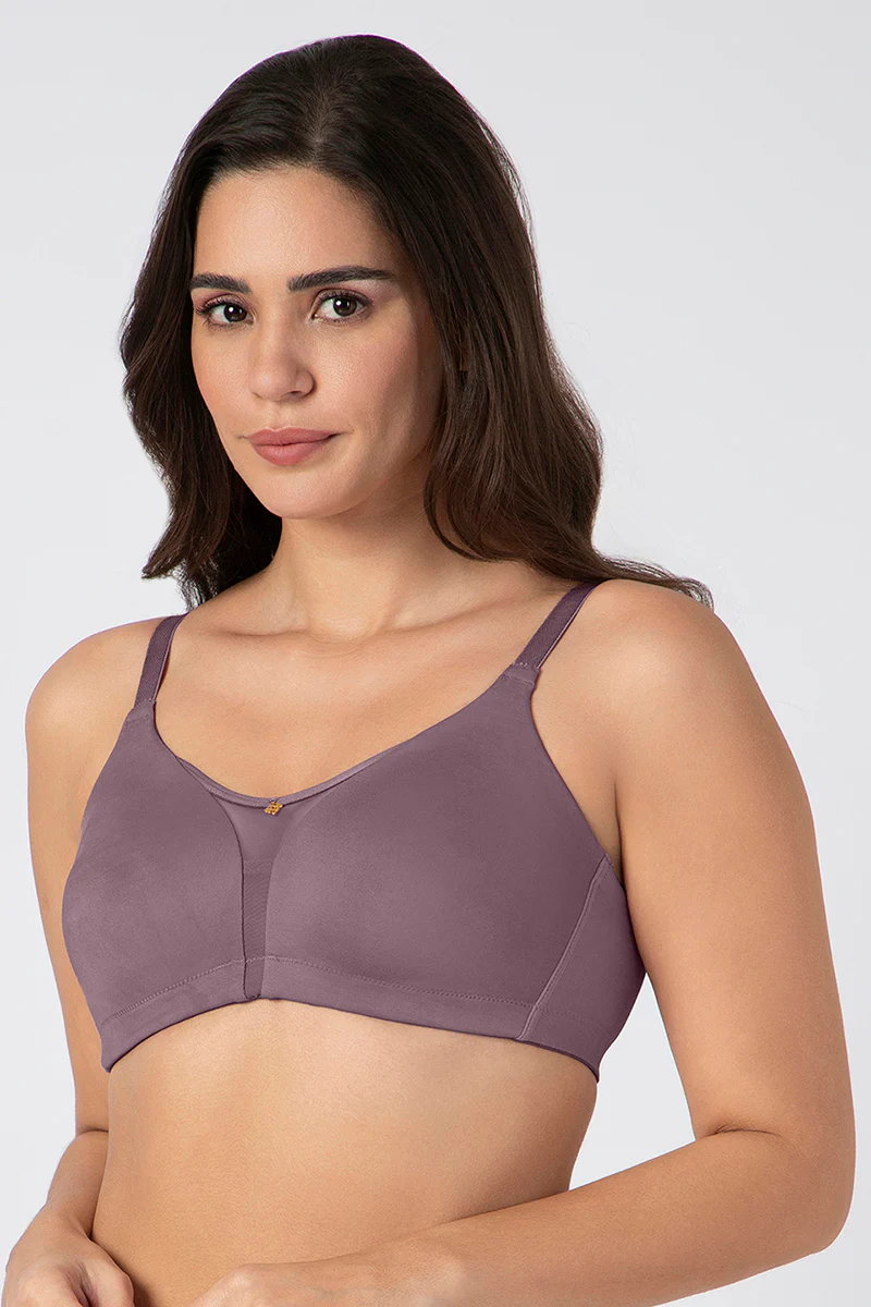 Amante Chic Smooth Non-Padded Non-Wired Minimizer Bra