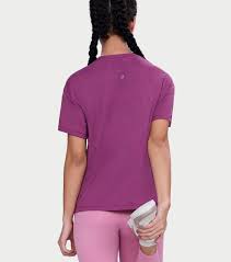 Enamor Active Graphic Tee – breathable, sweat-wicking all-day comfort
