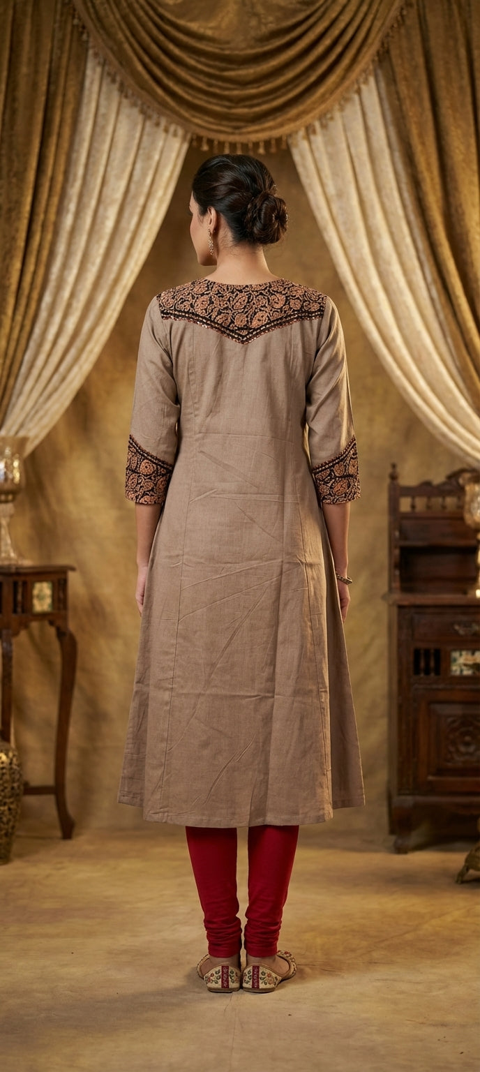 Embroidered V-Neck Pleated Ethnic Long Kurti for Women- LIGHT GRAY