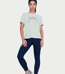 Enamor Active Graphic Tee – breathable, sweat-wicking all-day comfort