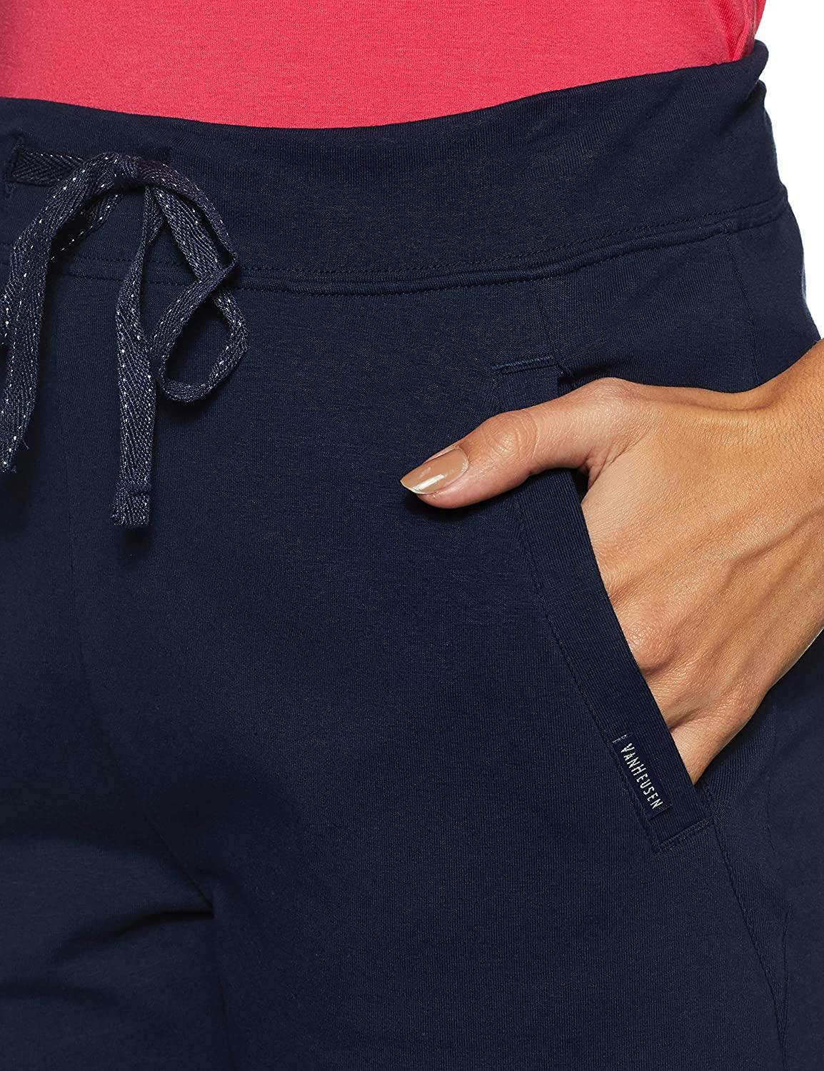 Van Heusen Women's Relaxed Fit High Rise Smart Tech+ Easy Stain Release Solid Lounge Capri