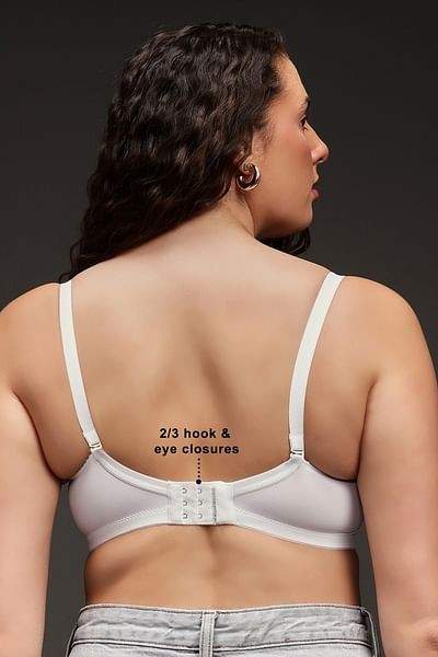 Clovia Women Polyamide Solid Padded Full Coverage Wire Free T-Shirt Bra