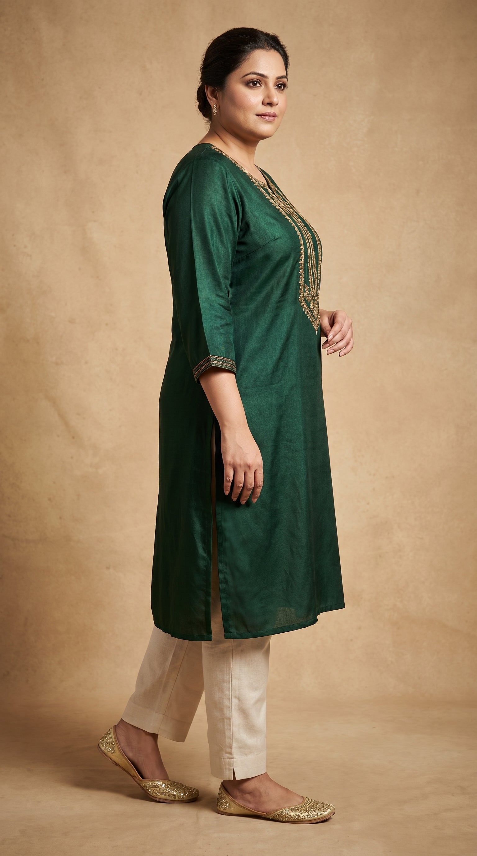 Paneri Embroidery Deep Emerald Green Straight Sillk Kurti