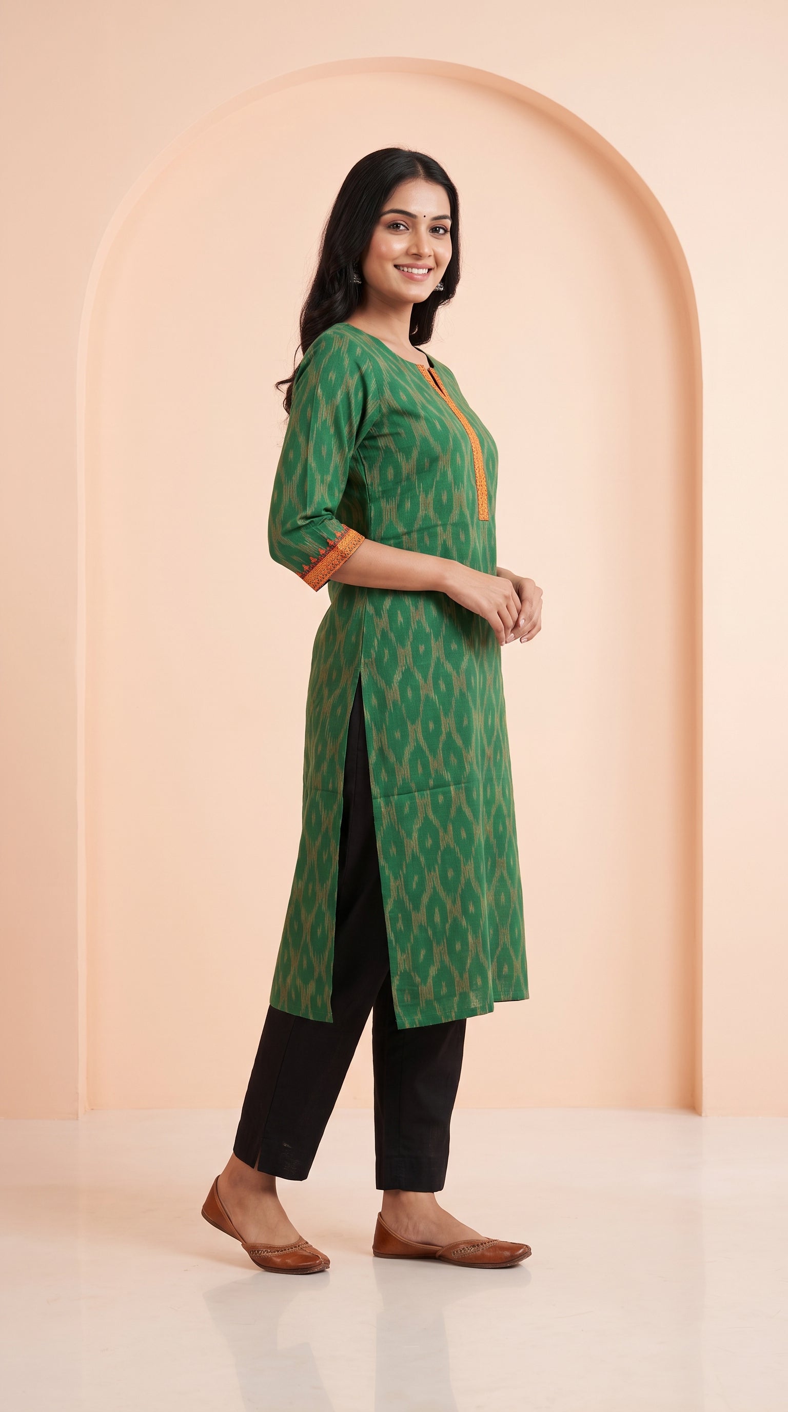 Paneri Embroidery Ikat Print Straight Kurti