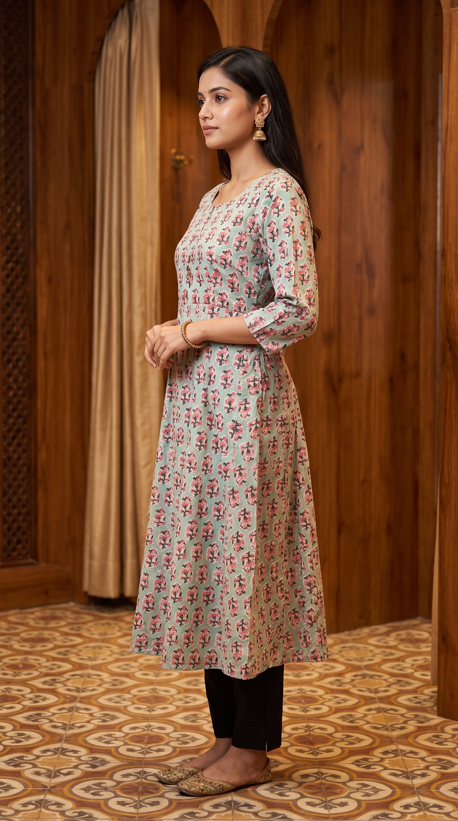 Paneri Embroidery Floral Printed Kurti
