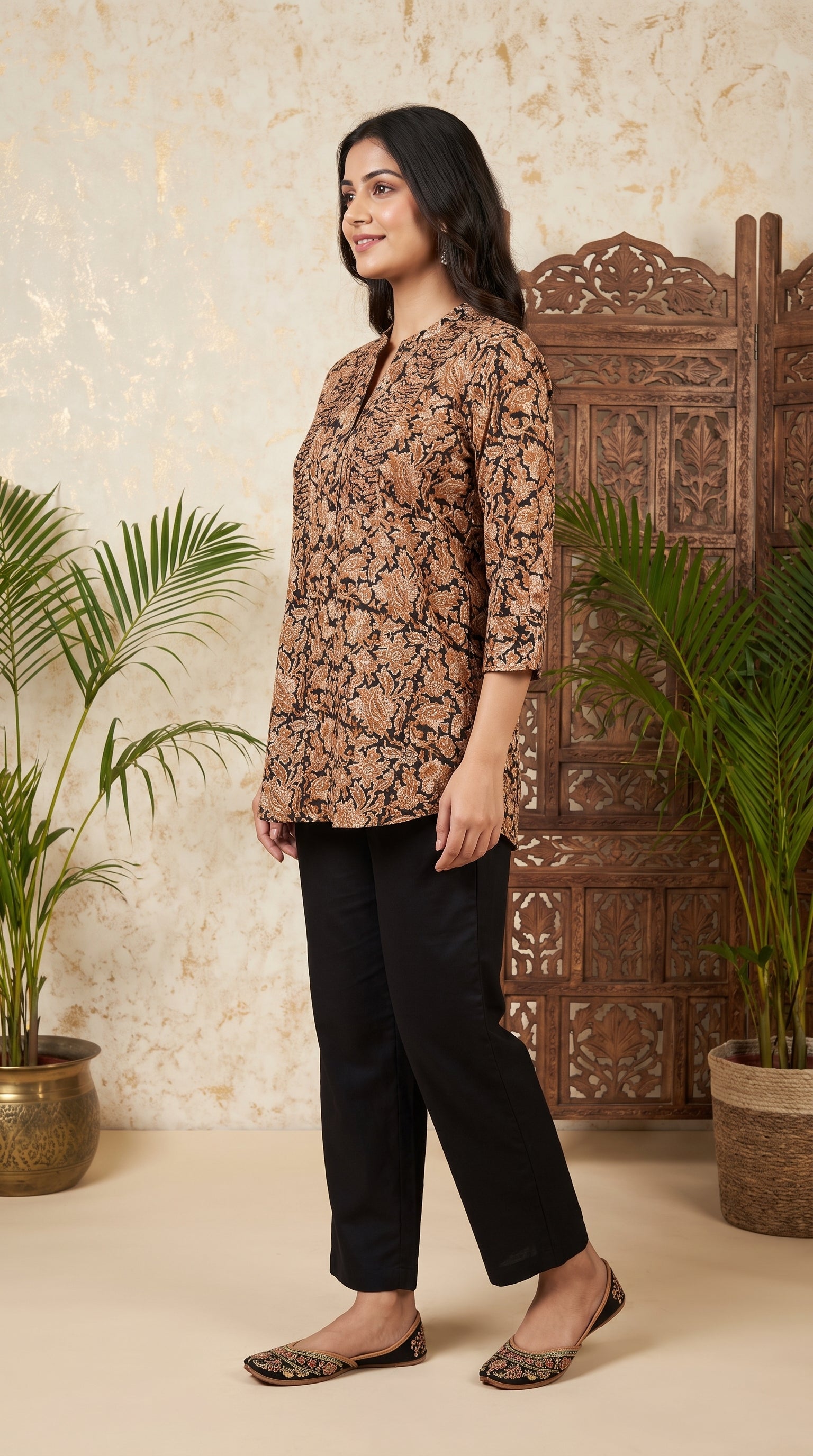 PANERI EMBROIDERY Kalamkari Print Short Kurti for Women