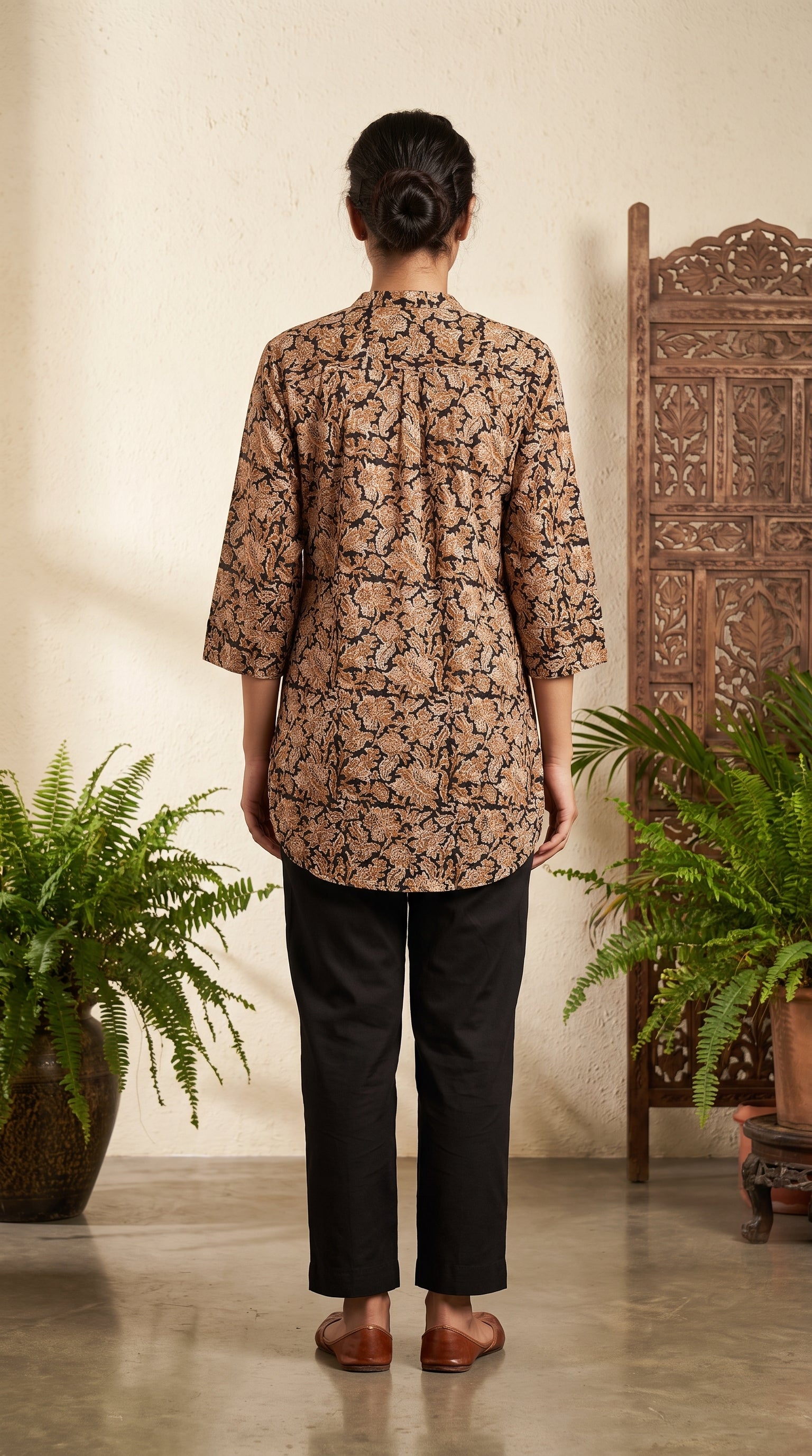 PANERI EMBROIDERY Kalamkari Print Short Kurti for Women