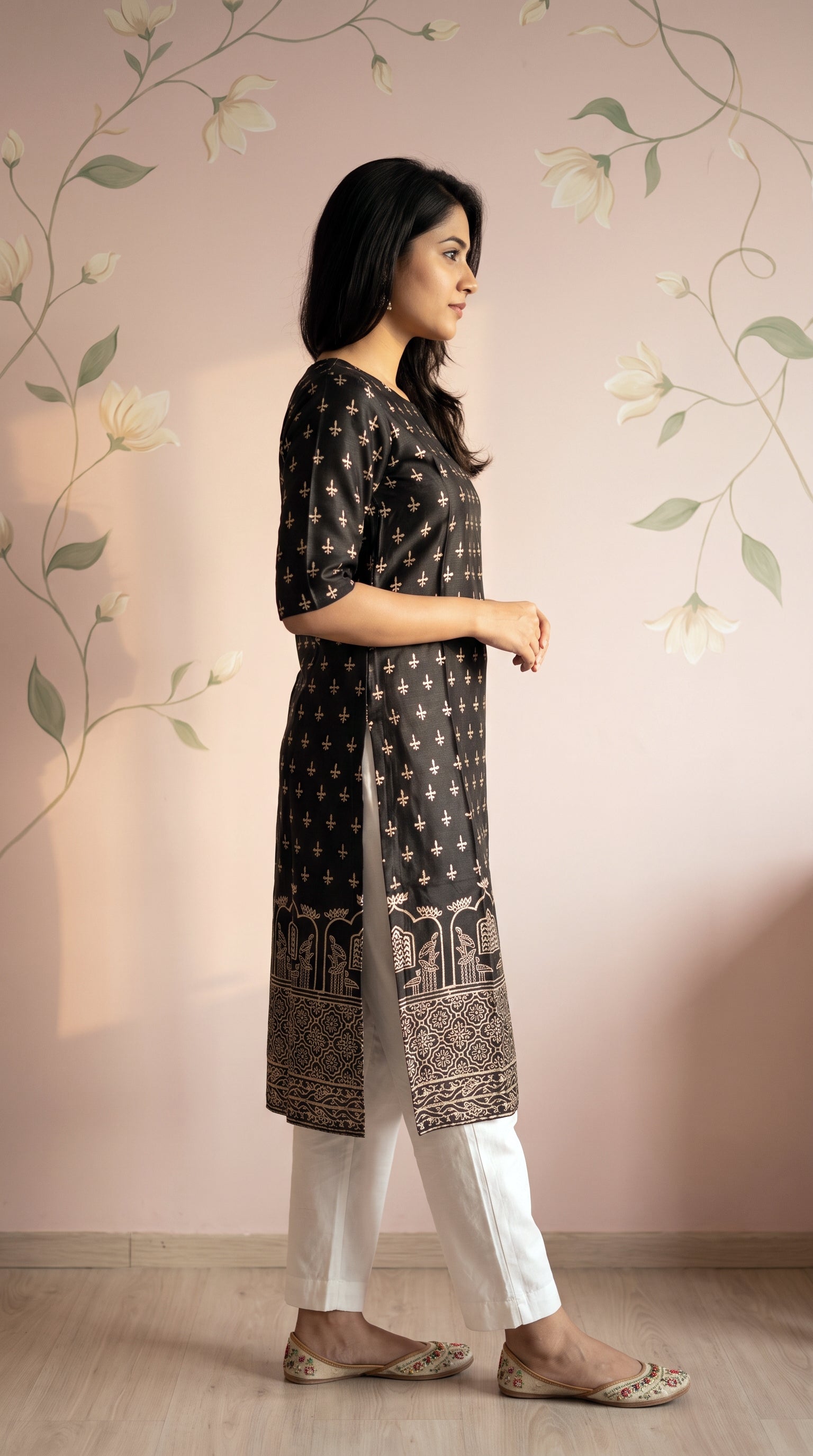 Paneri Embroidery Sillk Ethnic Printed Straight Kurti