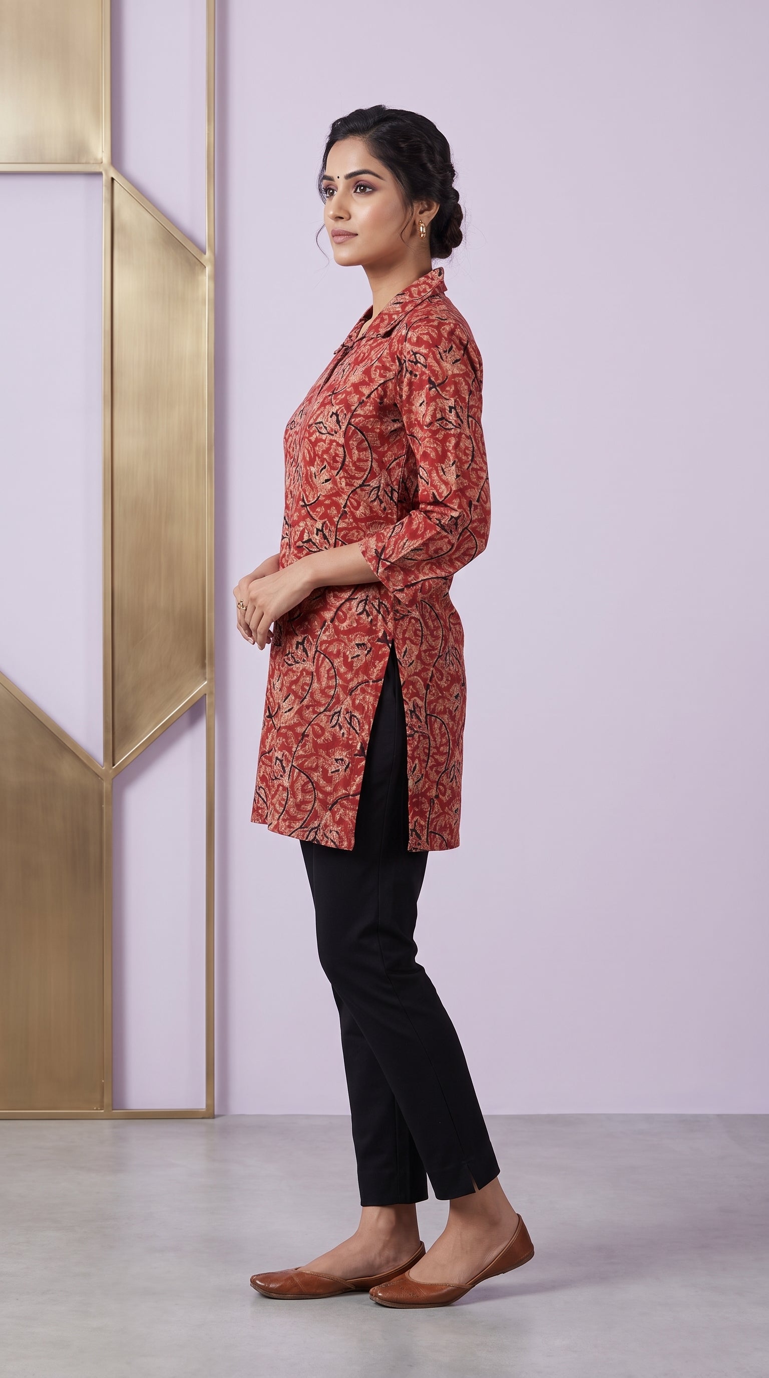 PANERI EMBROIDERY Kalamkari Heritage Printed Short Kurti