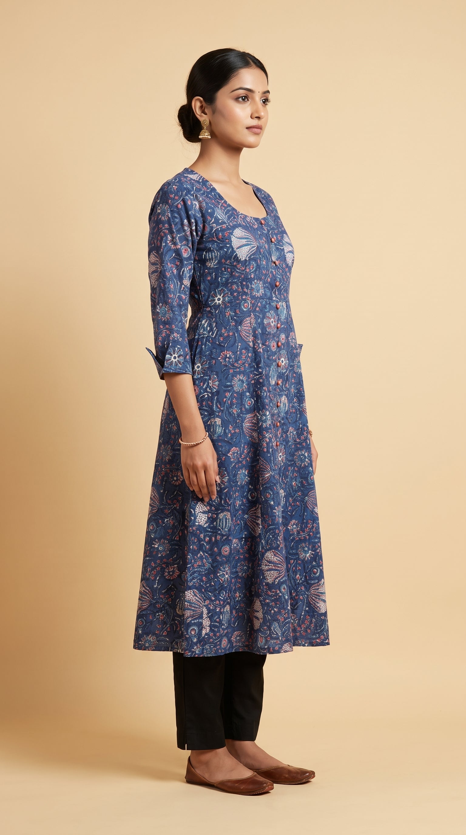 Paneri Embroidery Floral Printed Kurti