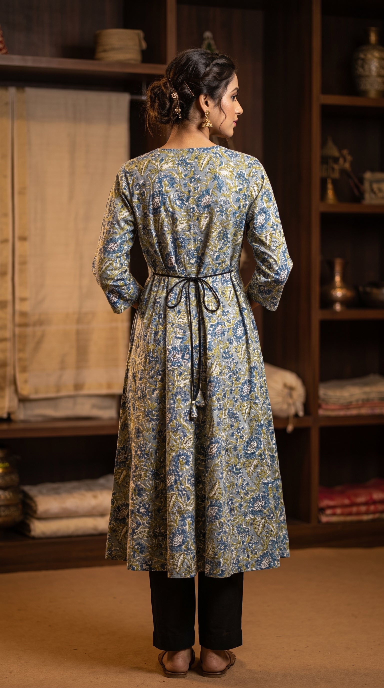 Paneri Embroidery Floral Printed Kurti