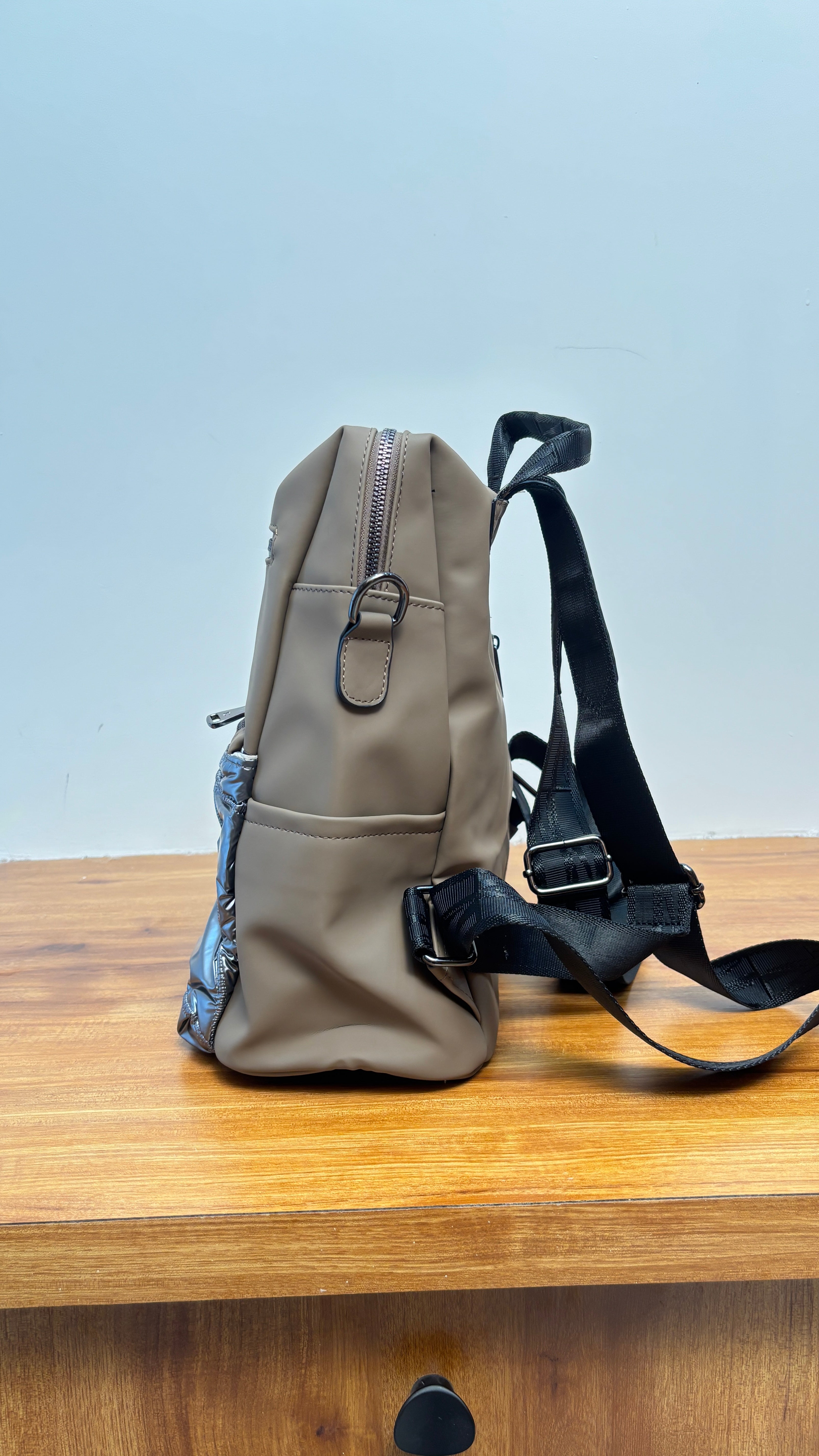 Elegant Stylish & Spacious woman Premium shouder bag