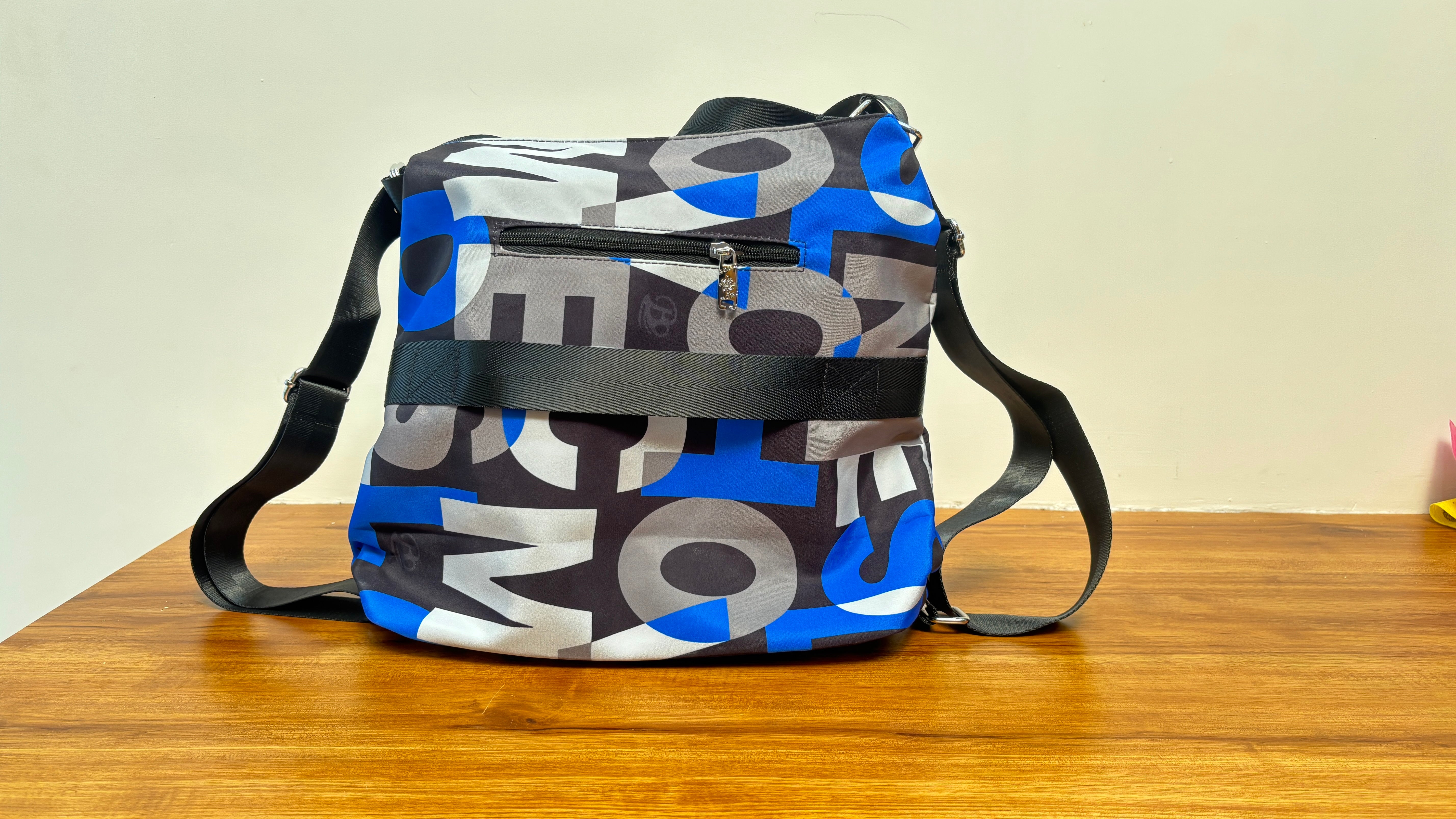 Smart Casual shoulder bag – Elegant Design