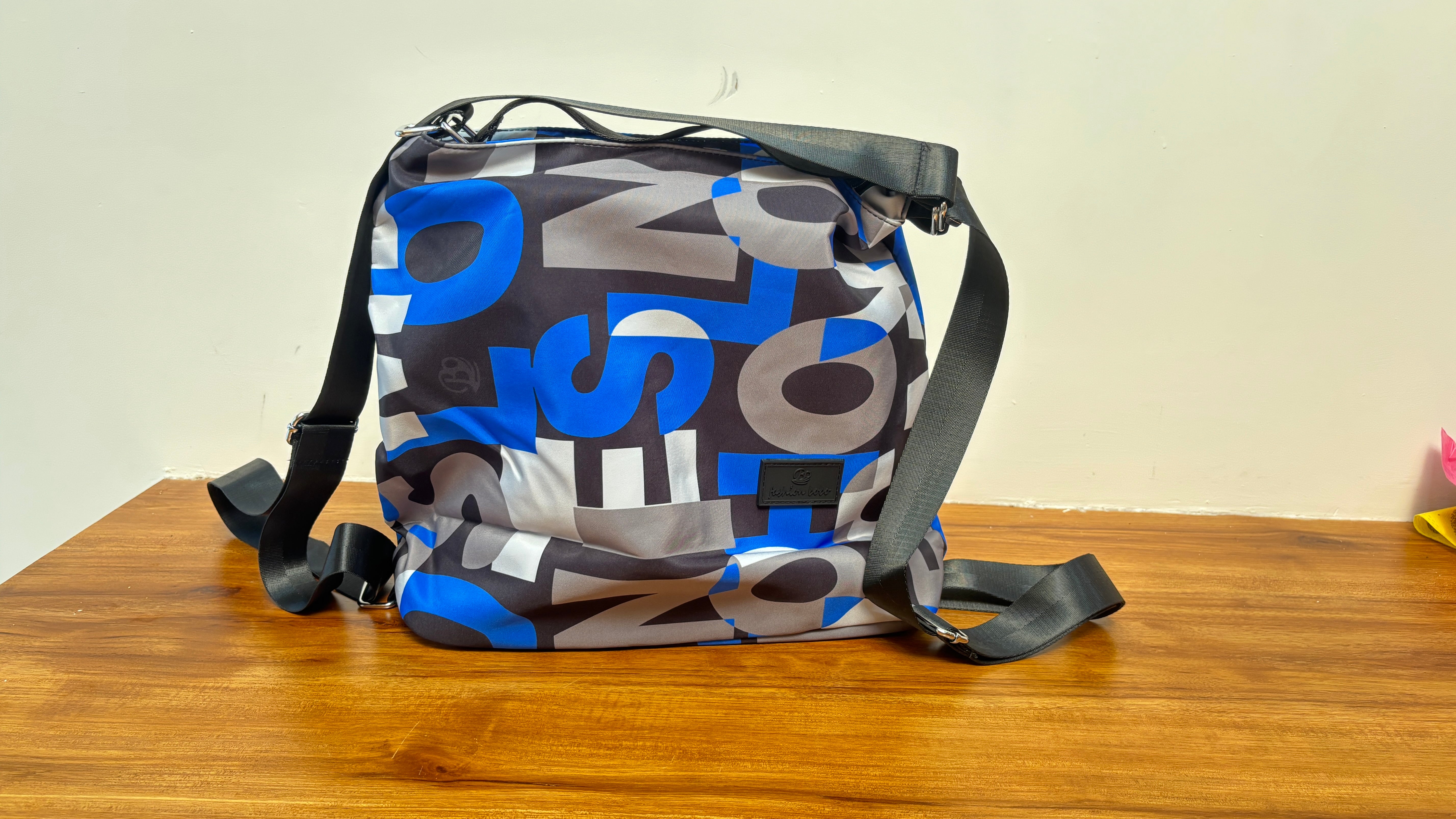 Smart Casual shoulder bag – Elegant Design